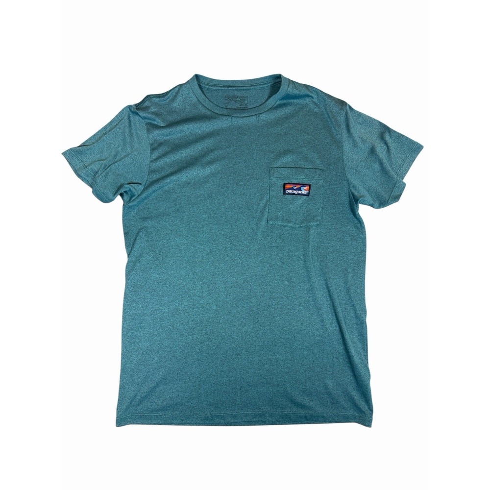 Patagonia Hybrid Pocket Responsibili Tee Mens M Green Slim Fit Performance Shirt